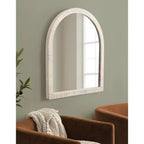 Specchio da parete ad arco incorniciato Kate e Laurel Rahfy, bianco, 28x32
